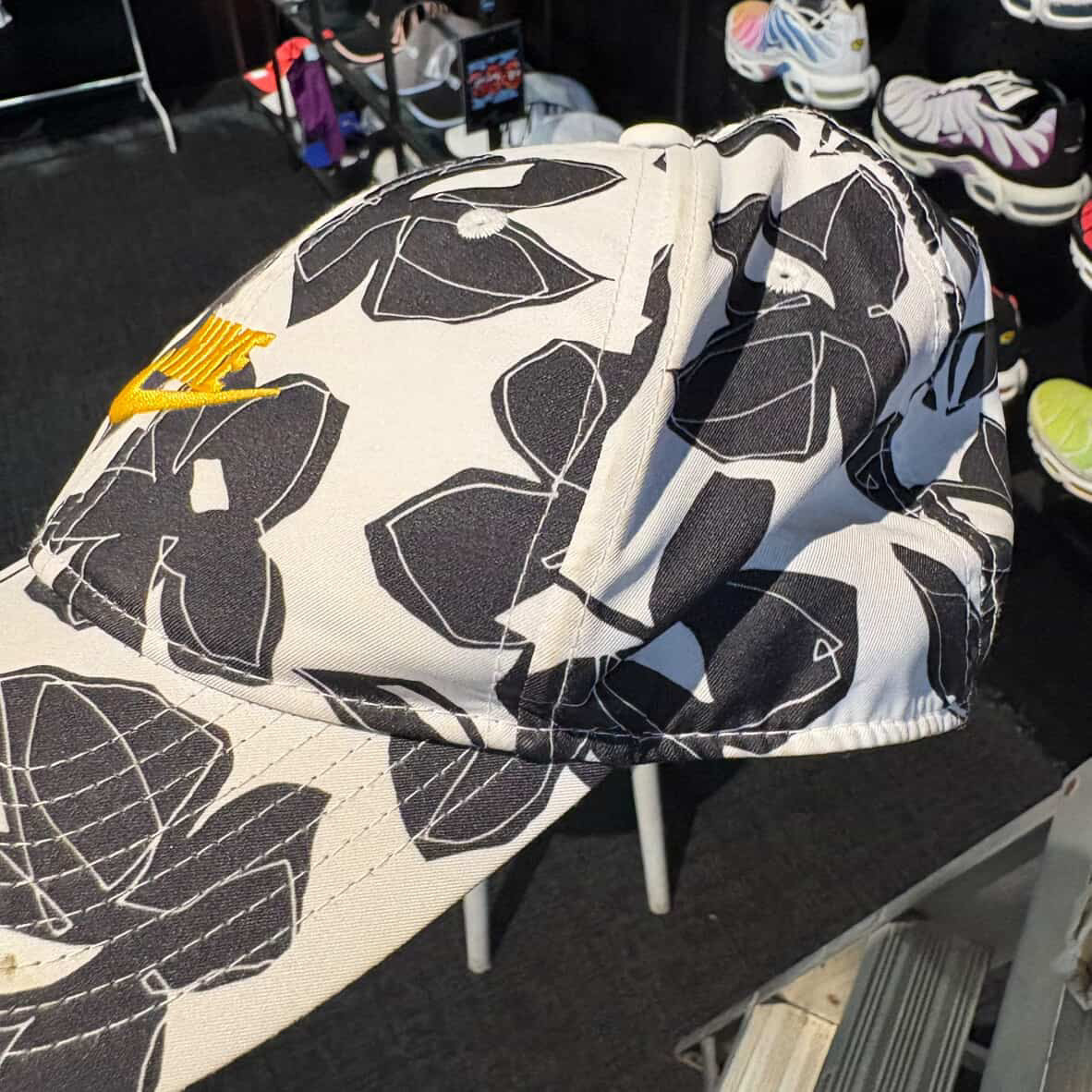 Nike Flower Pattern Cap 'Black White Yellow' (Second hand)