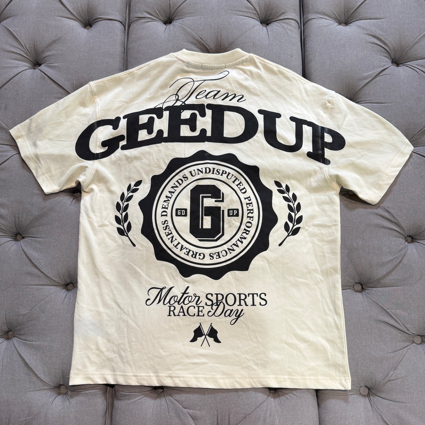 Geedup Motorsports Raceday T-shirt 'Cream Black' (Second hand)