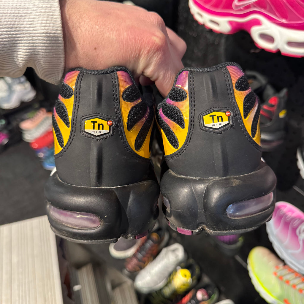 Nike Air Max Plus TN 'Black University Gold Viotech' (Second hand)