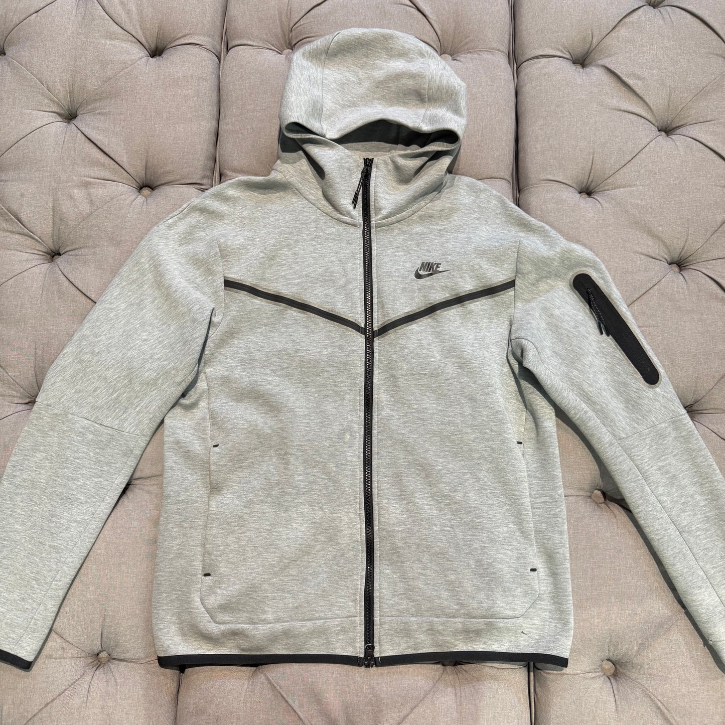 Nike Tech Fleece Jacket 'Grey' (Second hand)
