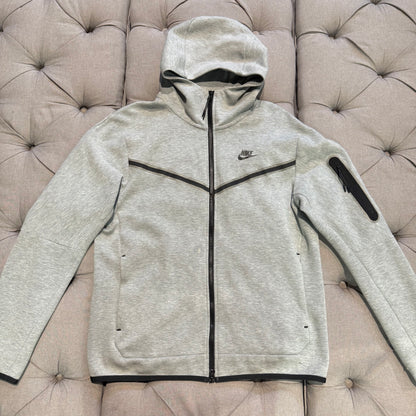 Nike Tech Fleece Jacket 'Grey' (Second hand)