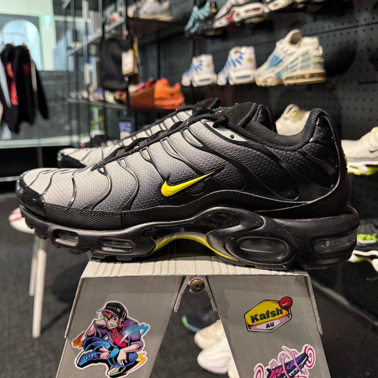 Nike Air Max Plus TN 'Black Wolf Grey Opti Yellow' (Second hand)