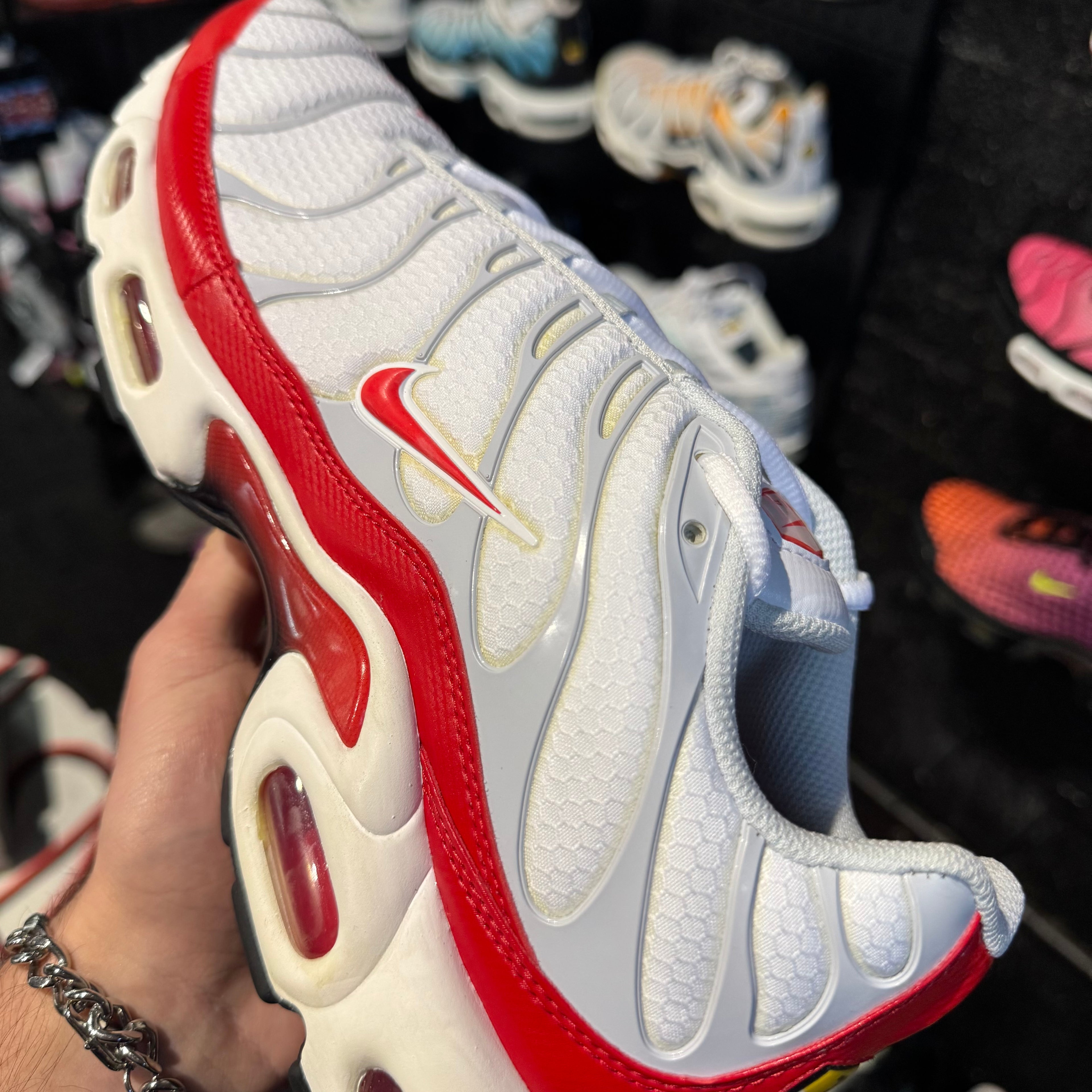 Nike Air Max Plus TN 'White University Red AM1 Tribute Sport Red' (Second hand)