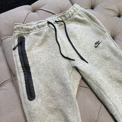 Nike Tech Fleece Track Pants 'Grey' (Second hand)