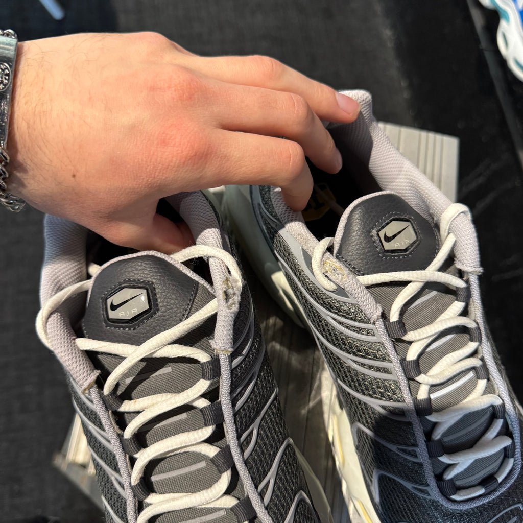 Nike Air Max Plus TN SE 'Iron Grey' (Second hand)