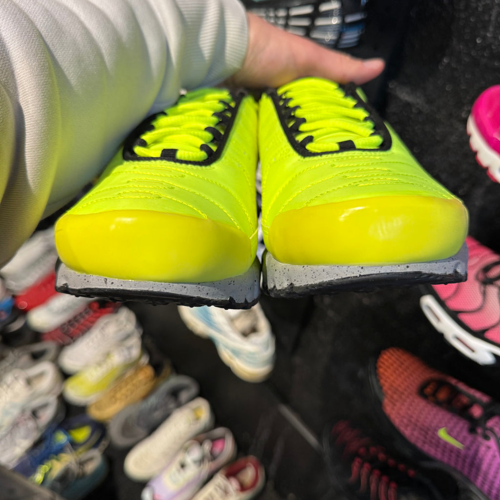 Nike Air Max Plus TN PRM 'Volt Silver Wolf Grey' (Brand New)