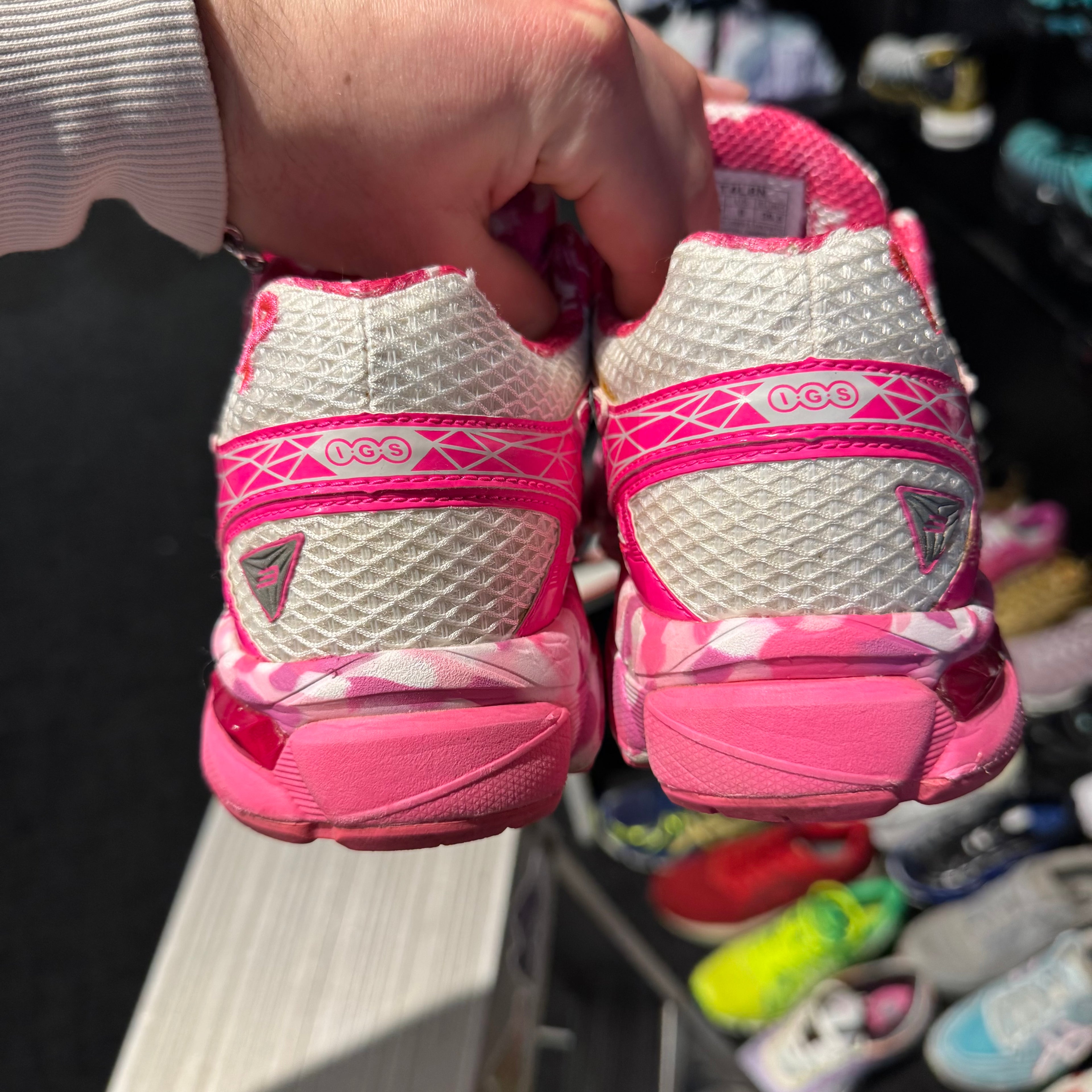 Asics GT-1000 'Breast Cancer' (Second hand)