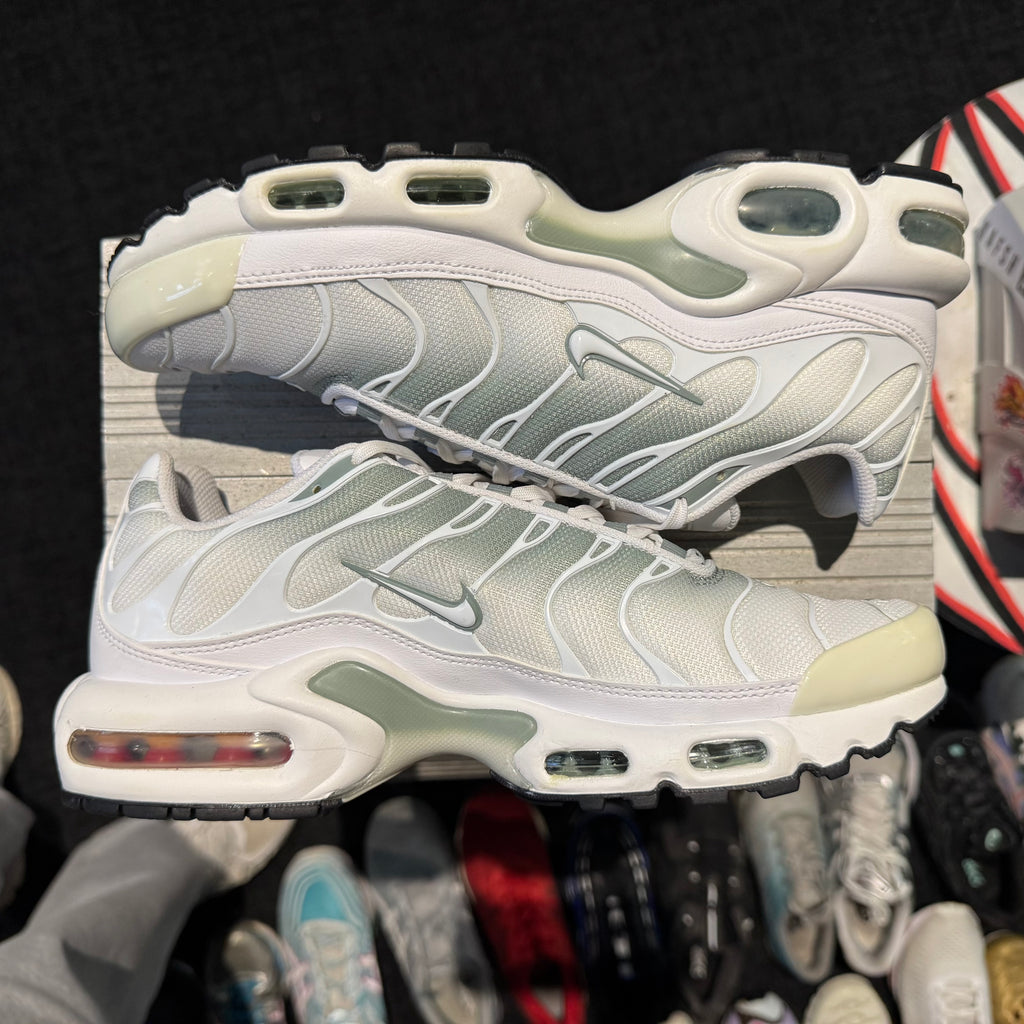 Nike Air Max Plus TN 'Mica Green' (Brand New)