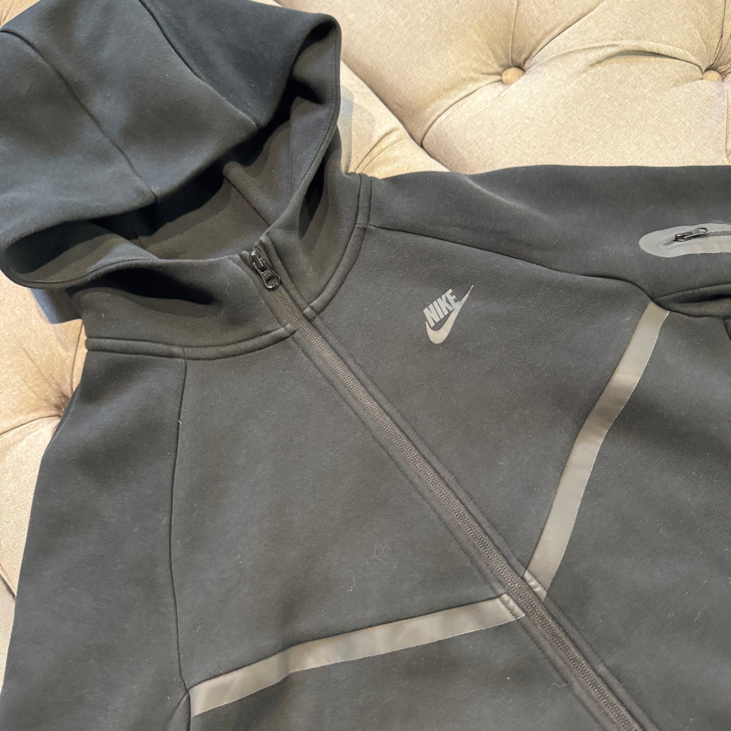 Nike Tech Fleece Jacket 'Black' (Second hand)