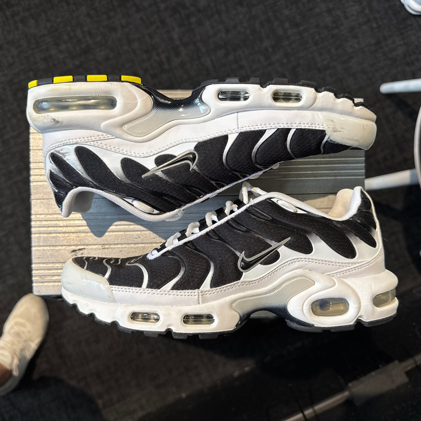 Nike Air Max Plus TN 'Killer Whale' (Second hand)