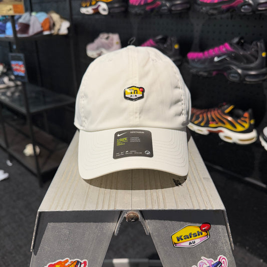 Nike Heritage 86 Air Max Plus TN Cap 'White'