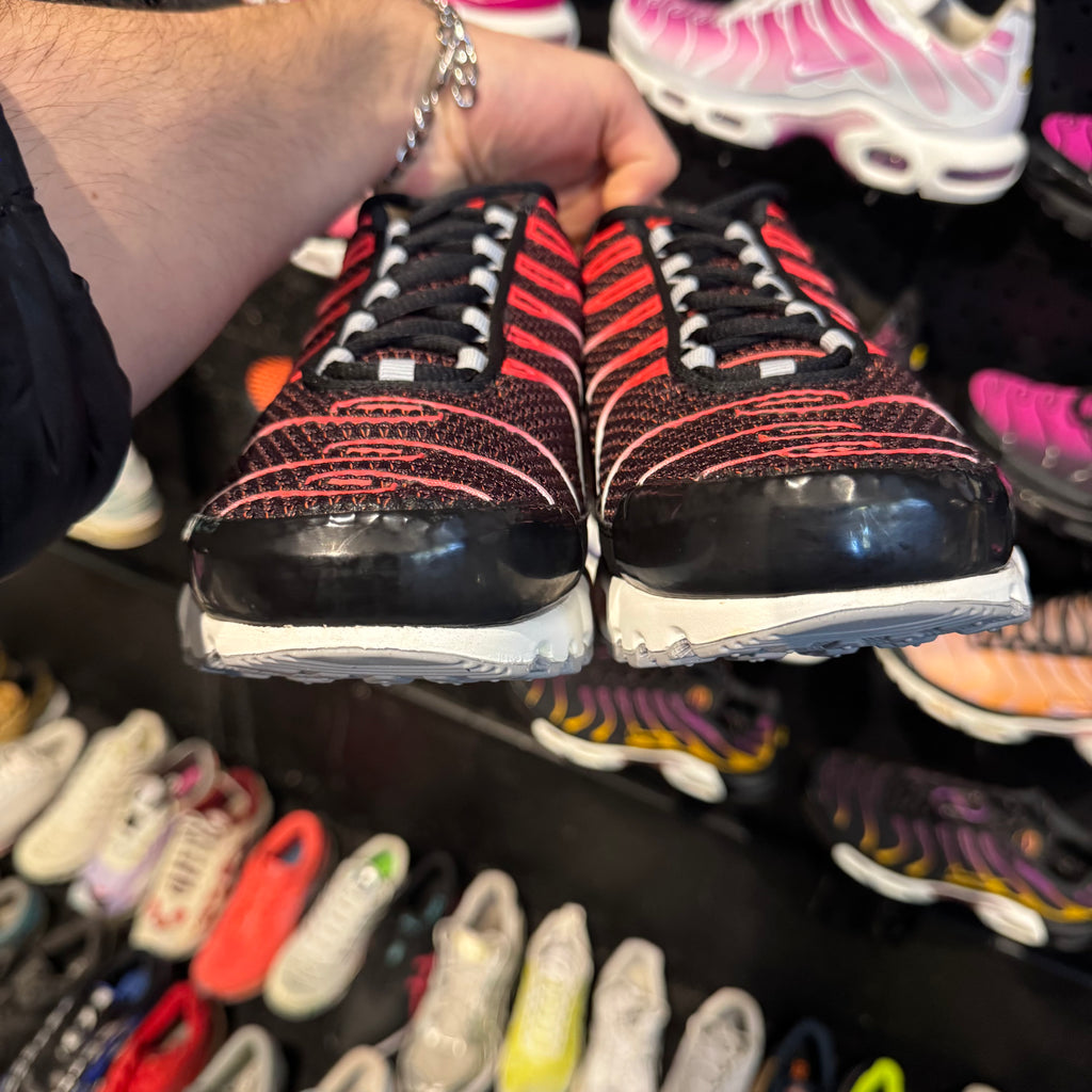 Nike Air Max Plus TN 'Hot Lava' (Brand New)