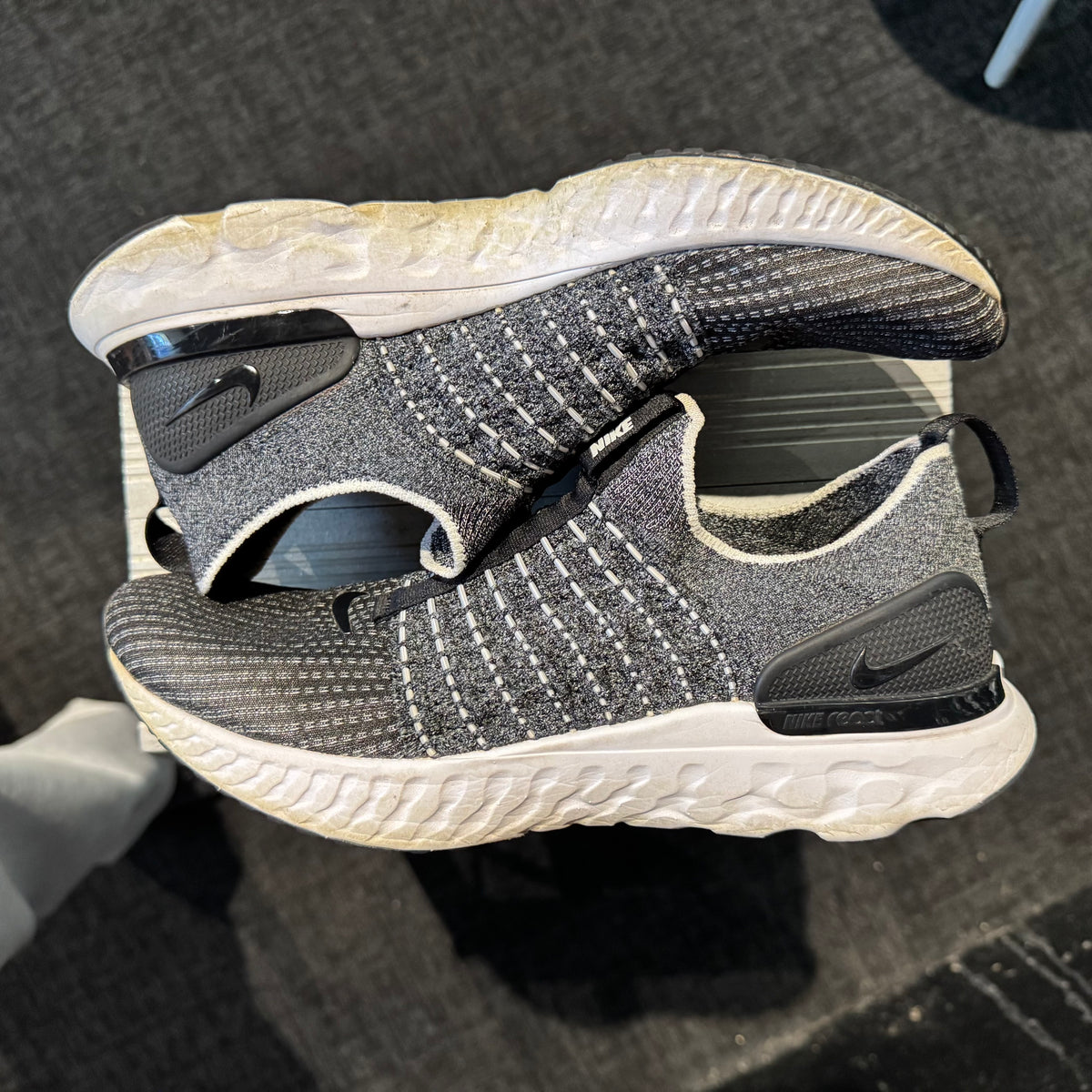 Nike React Phantom Run Flyknit 2 'Black White' (Second hand)