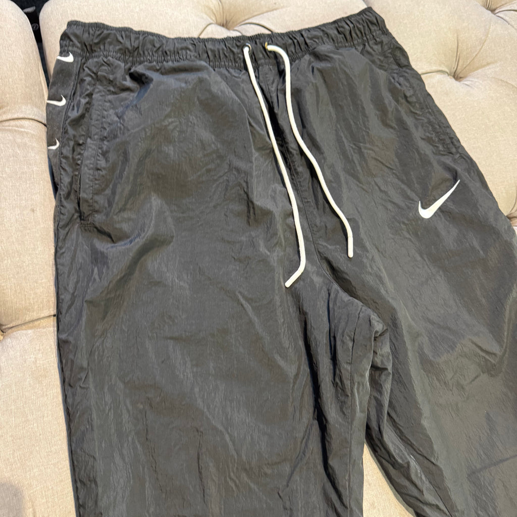 Nike Sportswear Tape Swoosh Woven Pants 'Black' (Second hand)