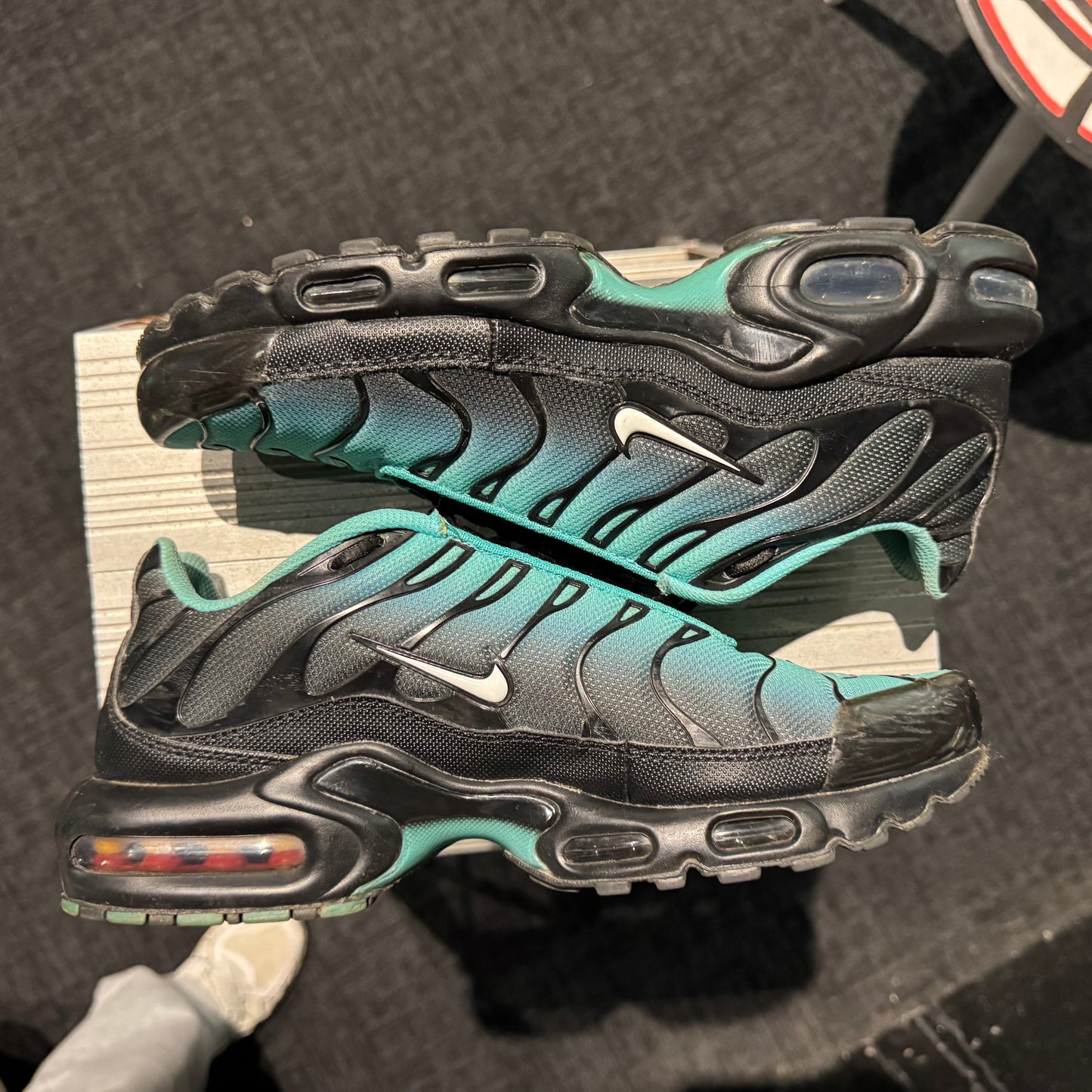 Nike Air Max Plus TN 'Aqua Fade' (Second hand)