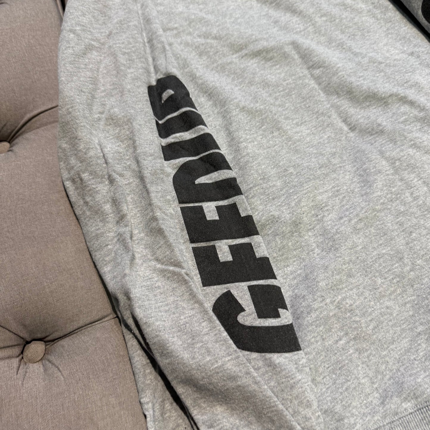 Geedup Sports Arm Logo Crewneck 'Grey Black' (10+ YEAR OLD RELEASE) (Second hand)