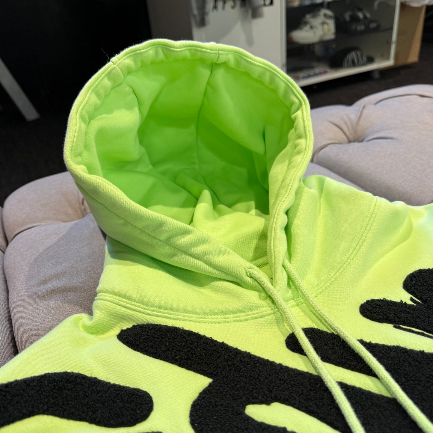 Geedup Handstyle Hoodie ‘Pastel Green Black’ (Second hand)