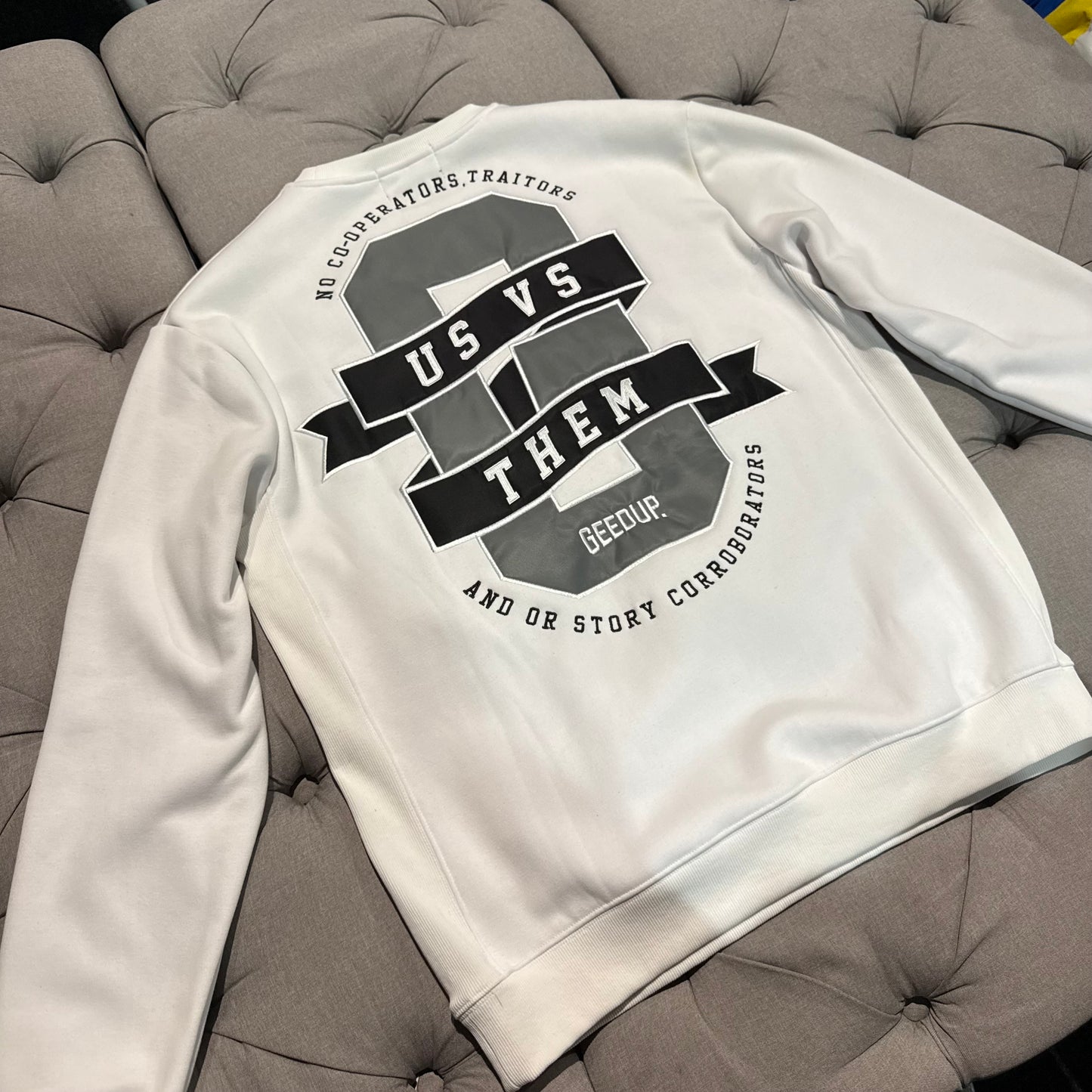 Geedup Us vs Them G Logo Creweck 'White' (Second hand)