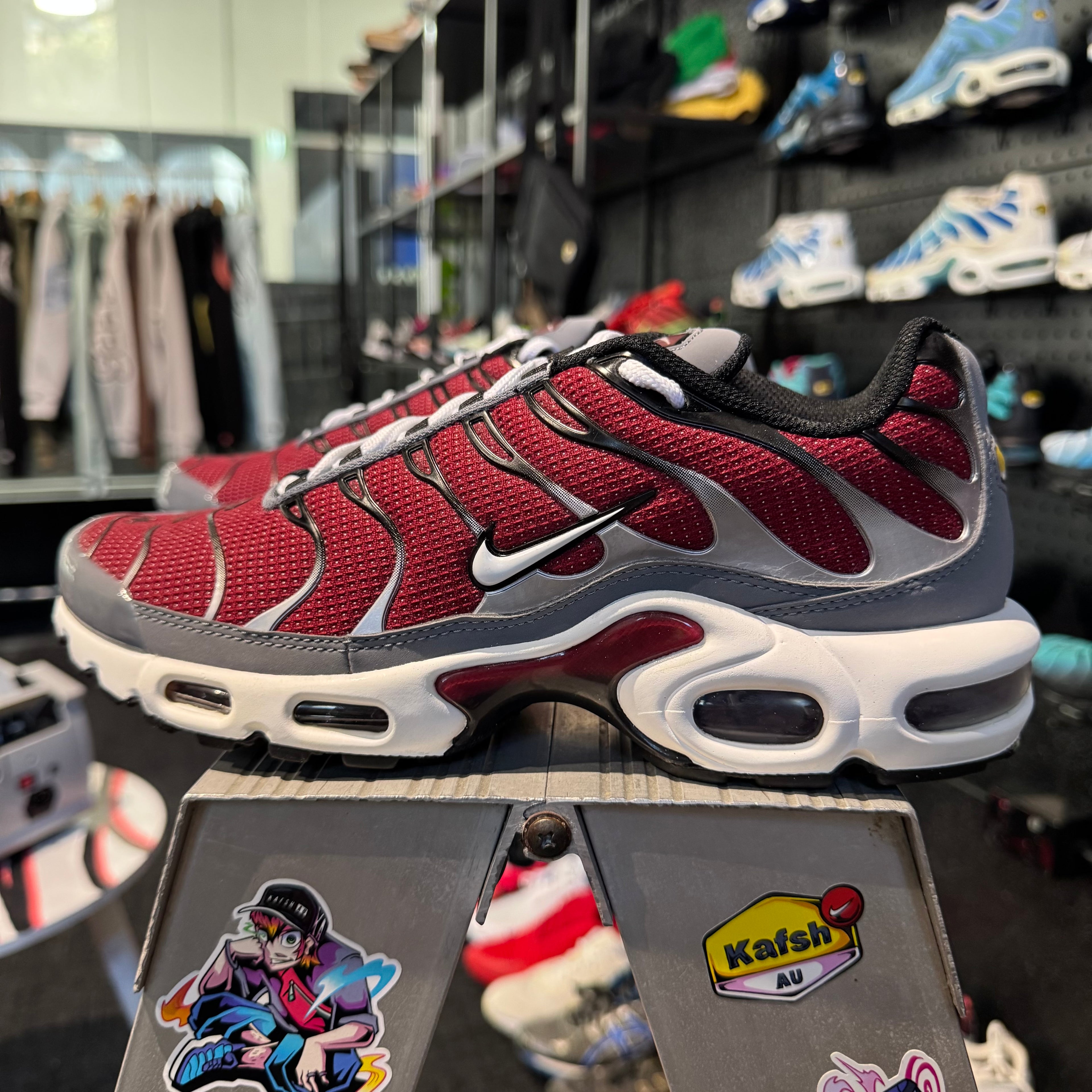 Nike Air Max Plus TN 2022 'Burgundy Team Red Cool Grey' (Brand New)