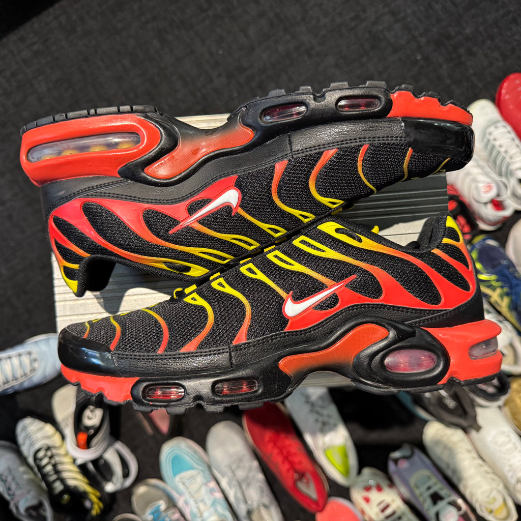 Nike Air Max Plus TN 'Black Chilie Red' (Brand New)