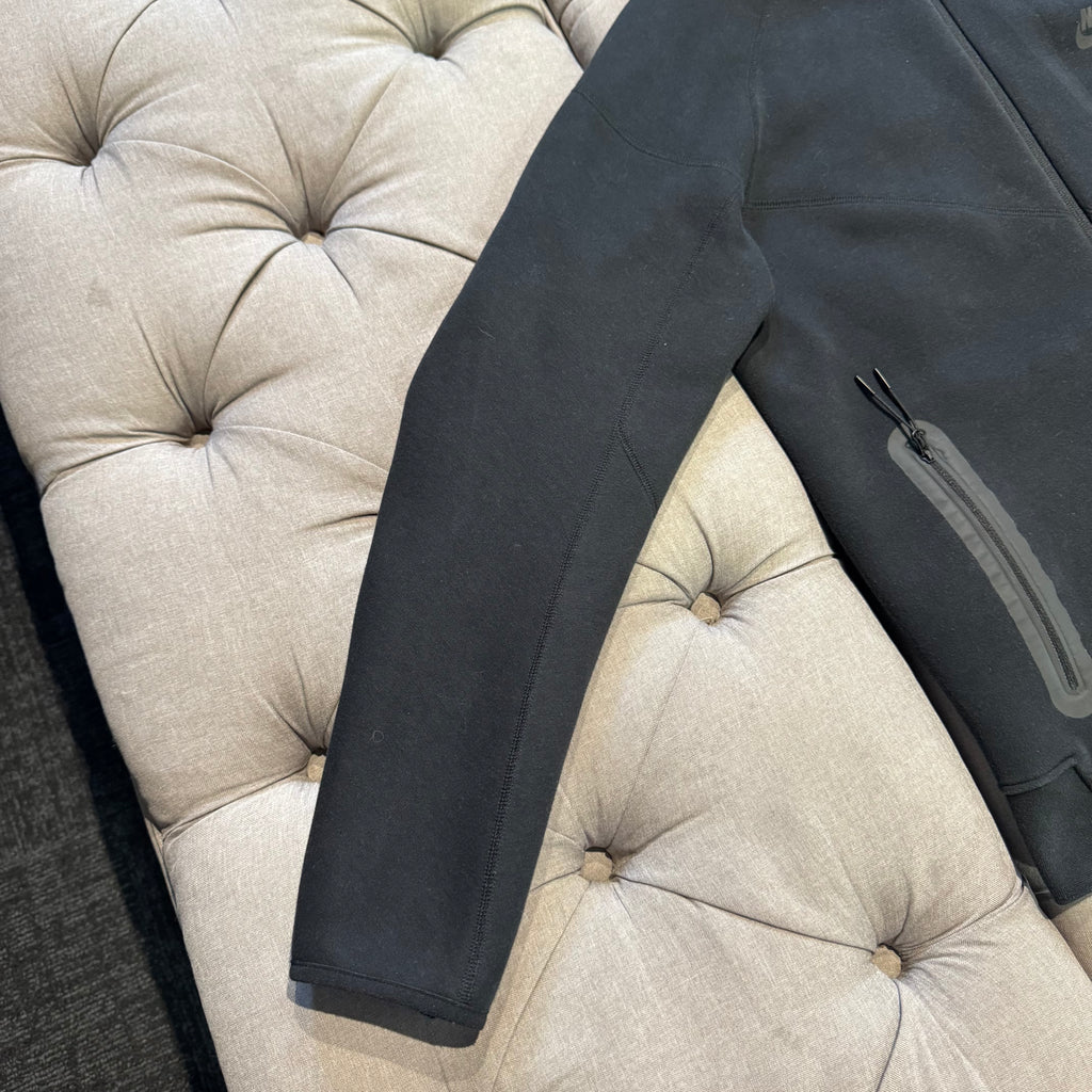Nike Tech Fleece Jacket 'Black' (Second hand)
