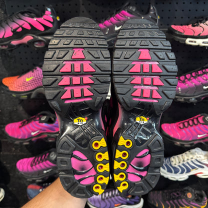 Nike Air Max Plus TN 'Black Hyper Pink' (Brand New)