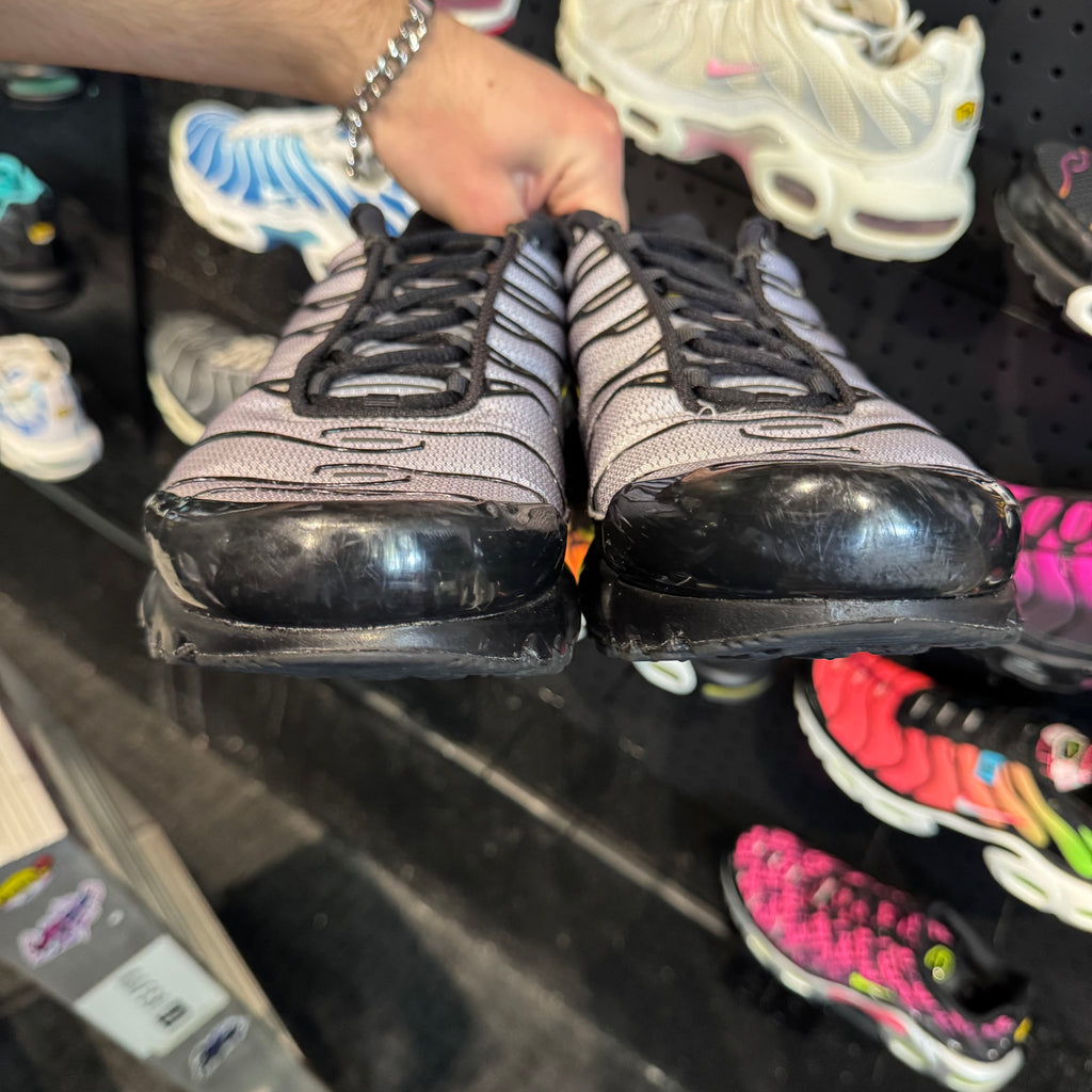 Nike Air Max Plus TN 'Wolf Grey Opti Yellow' (Second hand)