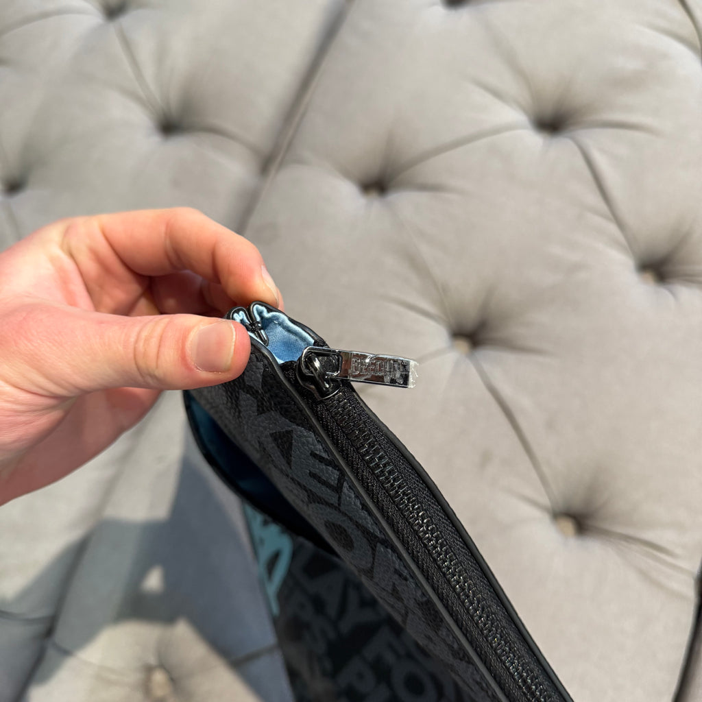 Geedup Blue Handstyle Leather Laptop Case (Unreleased) (Second hand)