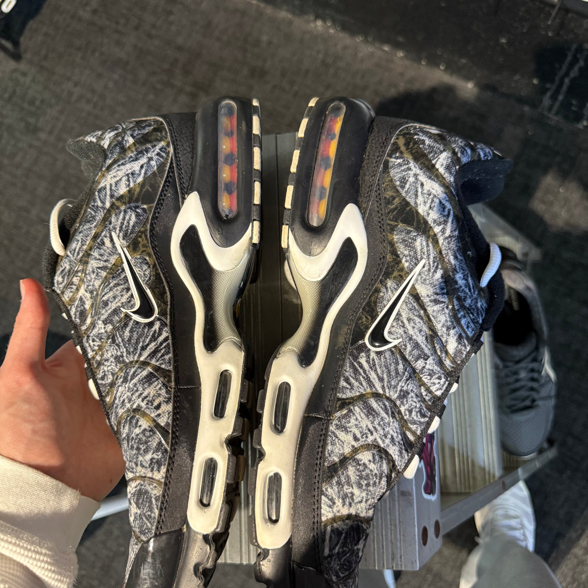 Nike Air Max Plus TN 'Shattered Ice Dark Smoke Grey Black' (Second hand)