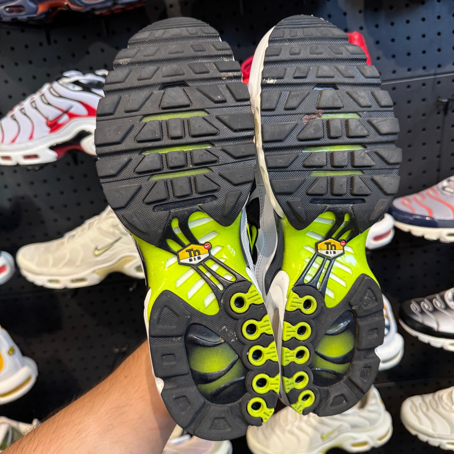 Nike Air Max Plus TN 'White Volt Black' (Second hand)