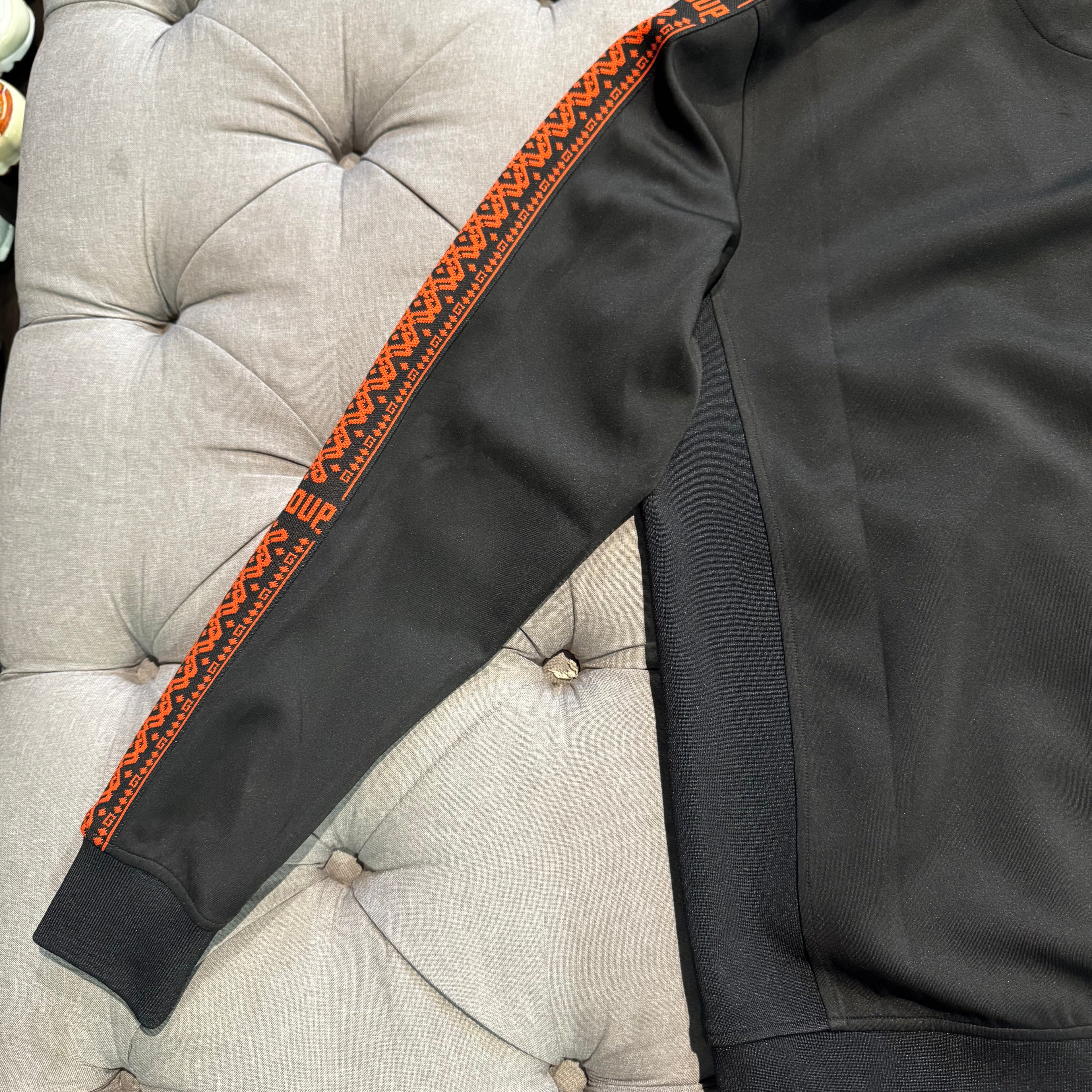 Geedup Core Logo G-Tape Jacket 'Black Burnt Orange' (Second hand)