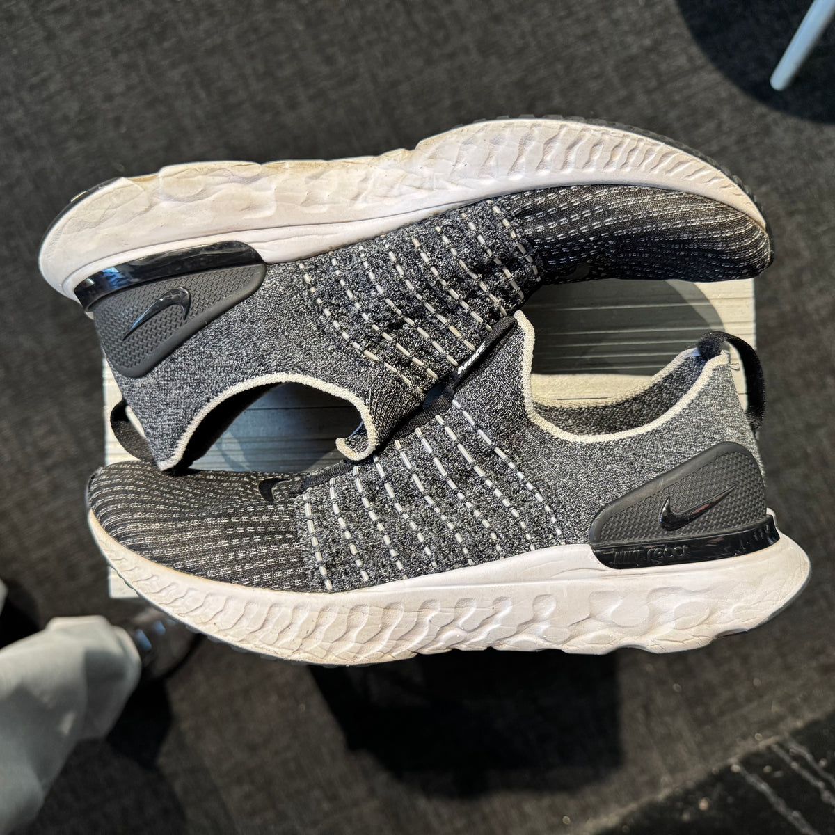 Nike React Phantom Run Flyknit 2 'Black White' (Second hand)