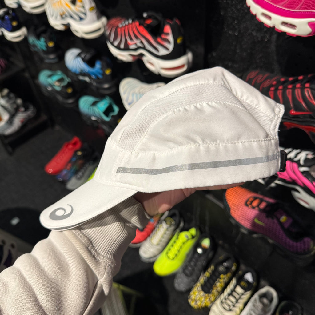 Asics Reflective Brim Logo Cap 'White' (Second hand)