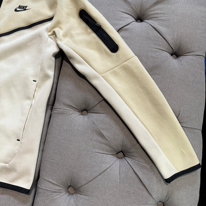 Nike Tech Fleece Jacket 'Cream Beige' (Second hand)
