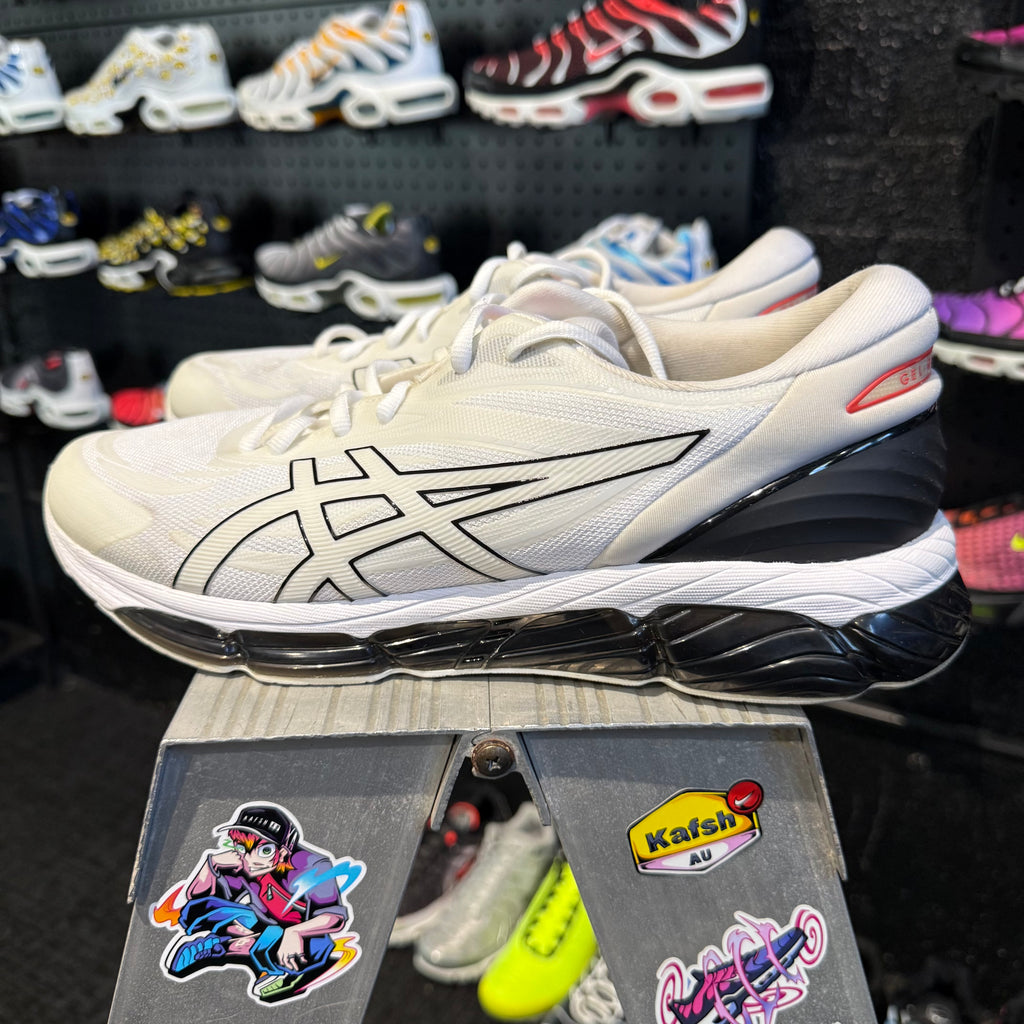 Asics Gel-Quantum 360 8 'White Black Red' (Second hand)