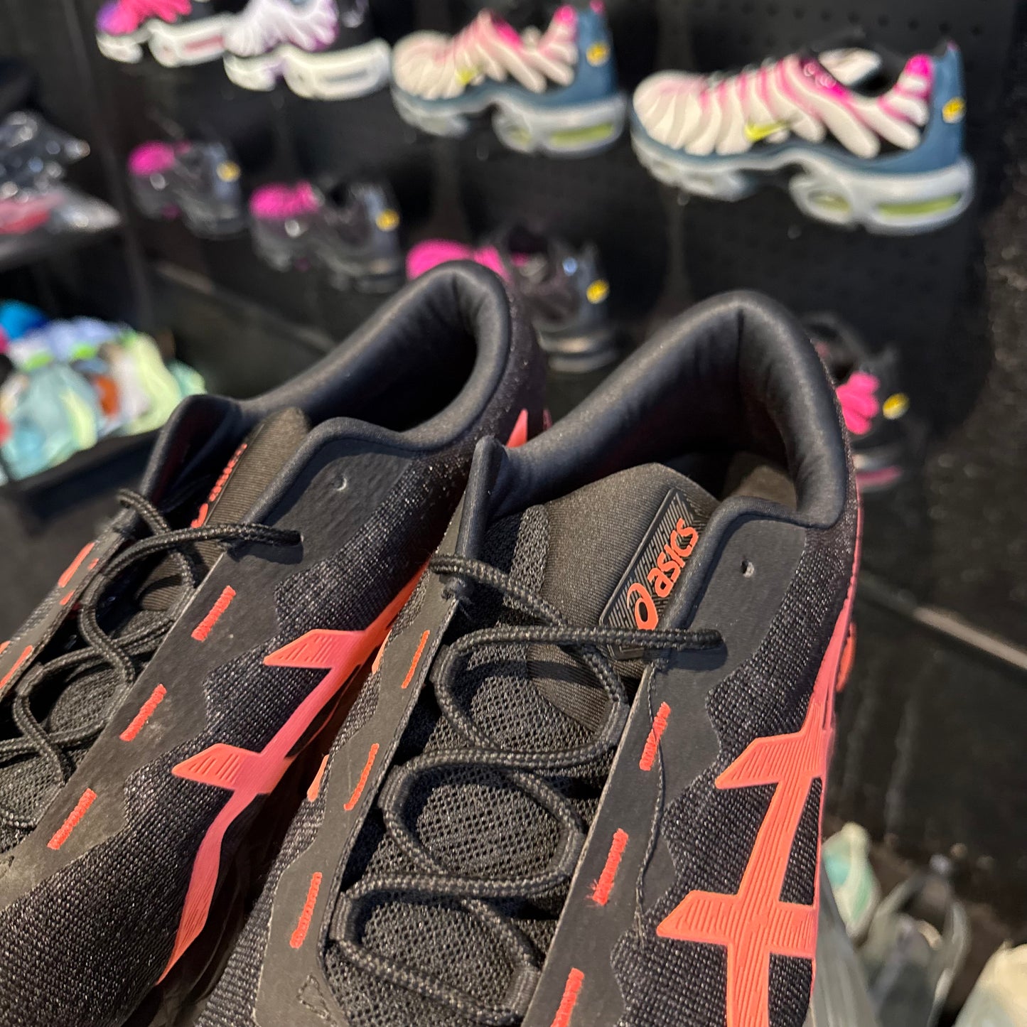 Asics Gel-Quantum 180 5 'Black Sunrise Red' (Second hand)