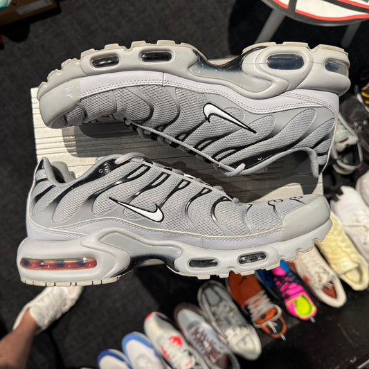 Nike Air Max Plus TN 'Wolf Grey' (Second hand)