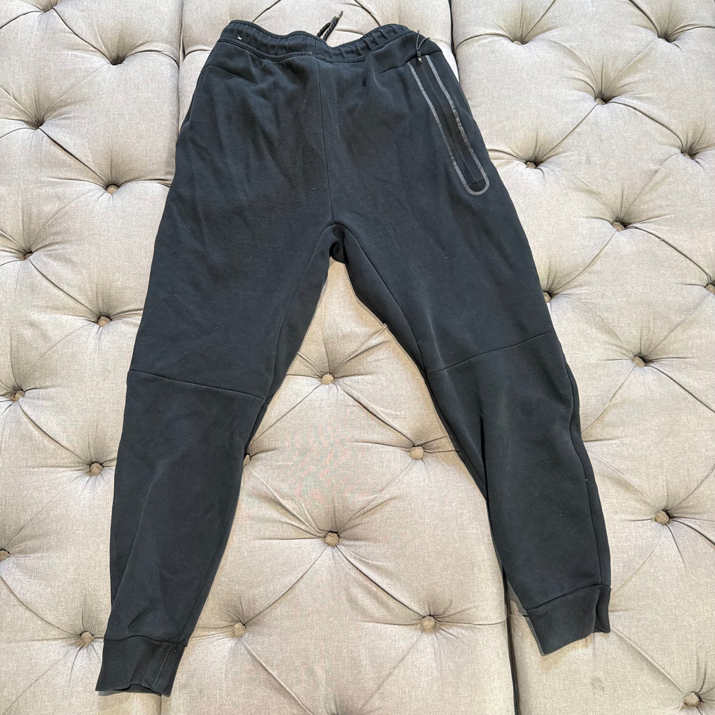 Nike Tech Fleece Track Pants 'Black Grey' (Second hand)