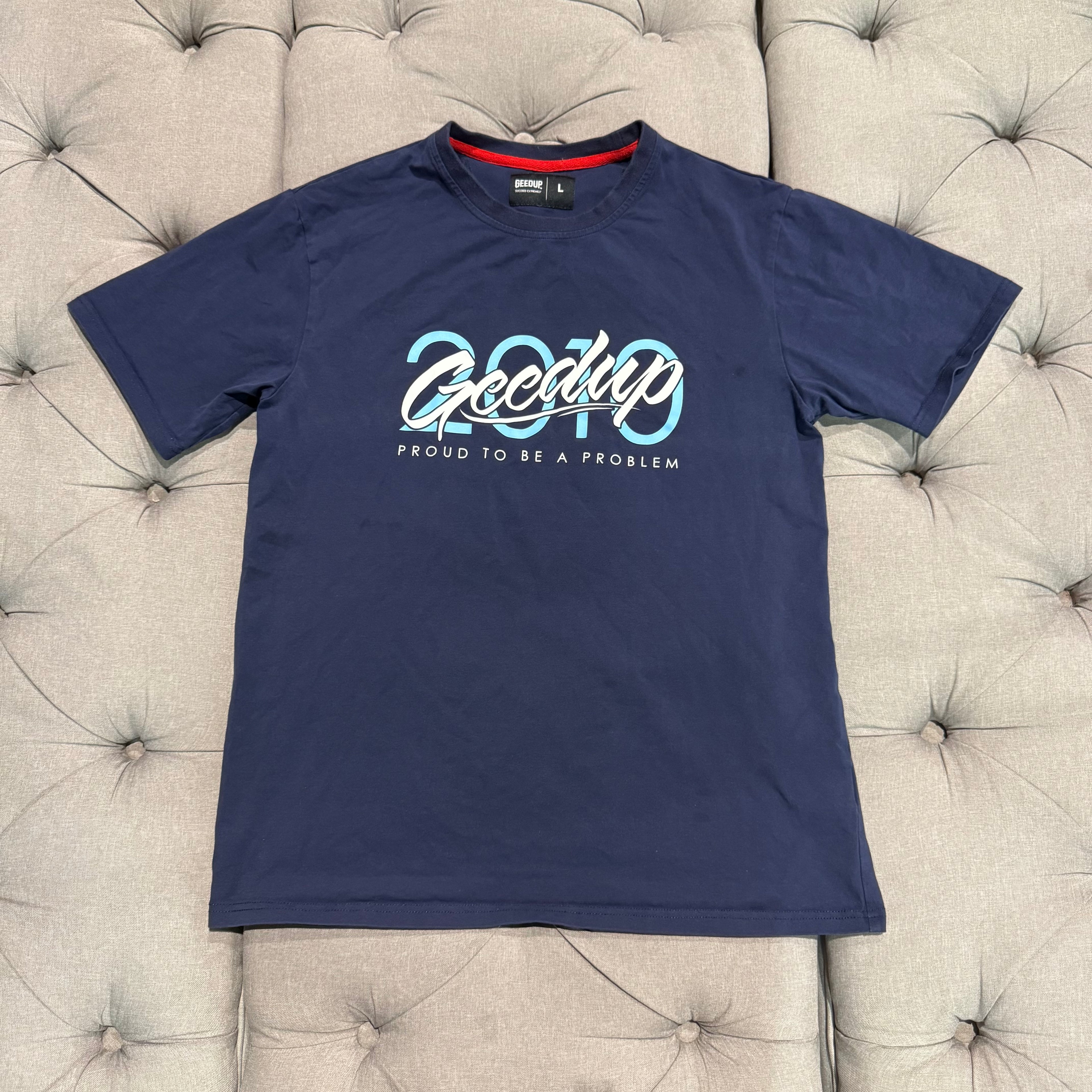 Geedup Proud To Be A Problem 2010 T-shirt 'Navy' (Second hand)