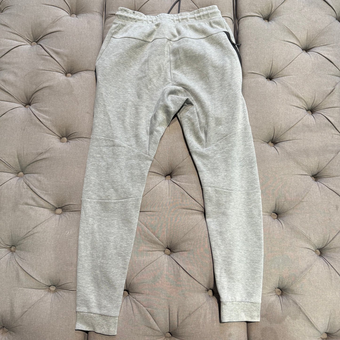 Nike Tech Fleece Pants 'Grey' (Second hand)