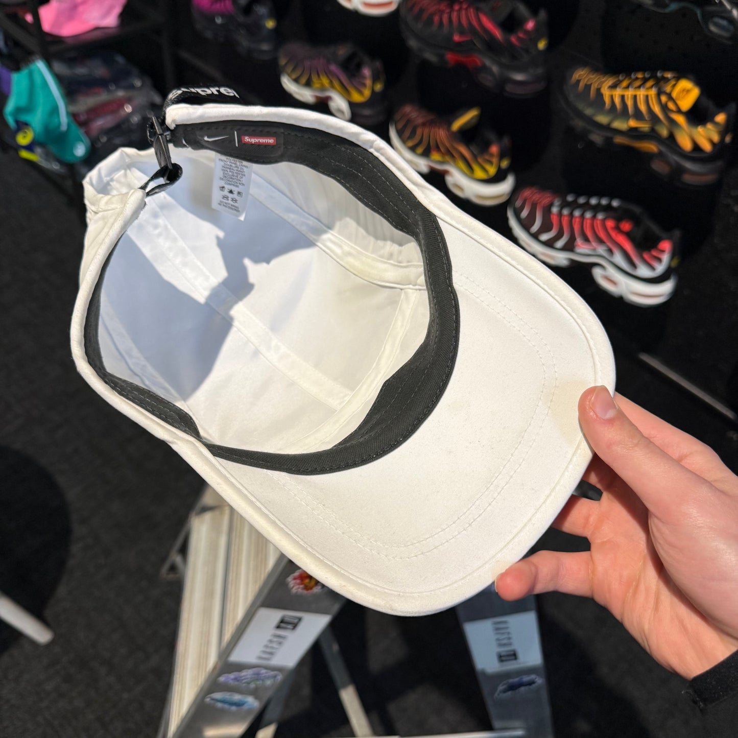 Supreme X Nike Air Max Plus 'TN' Cap White (Second Hand)