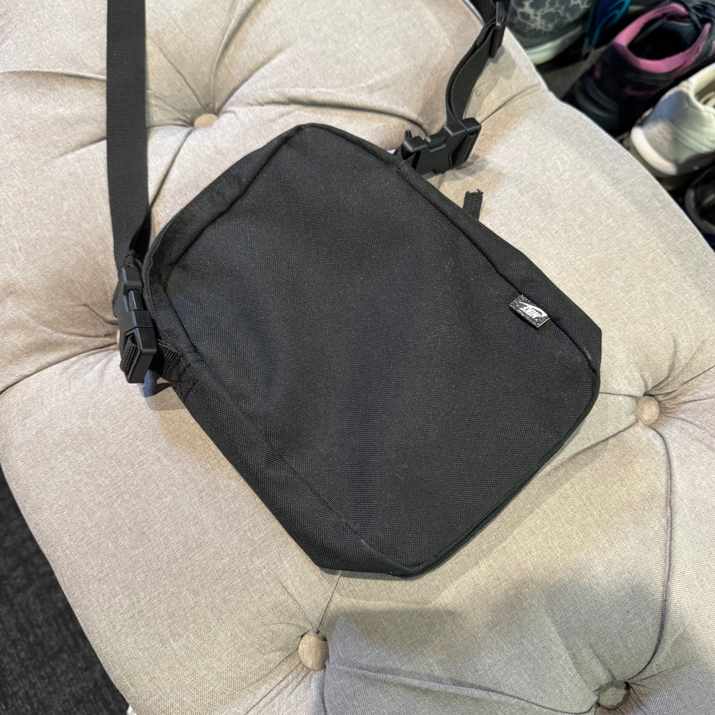 Nike Heritage TN Cross Body Over Shoulder Sling Bag 'Black' (Second hand)