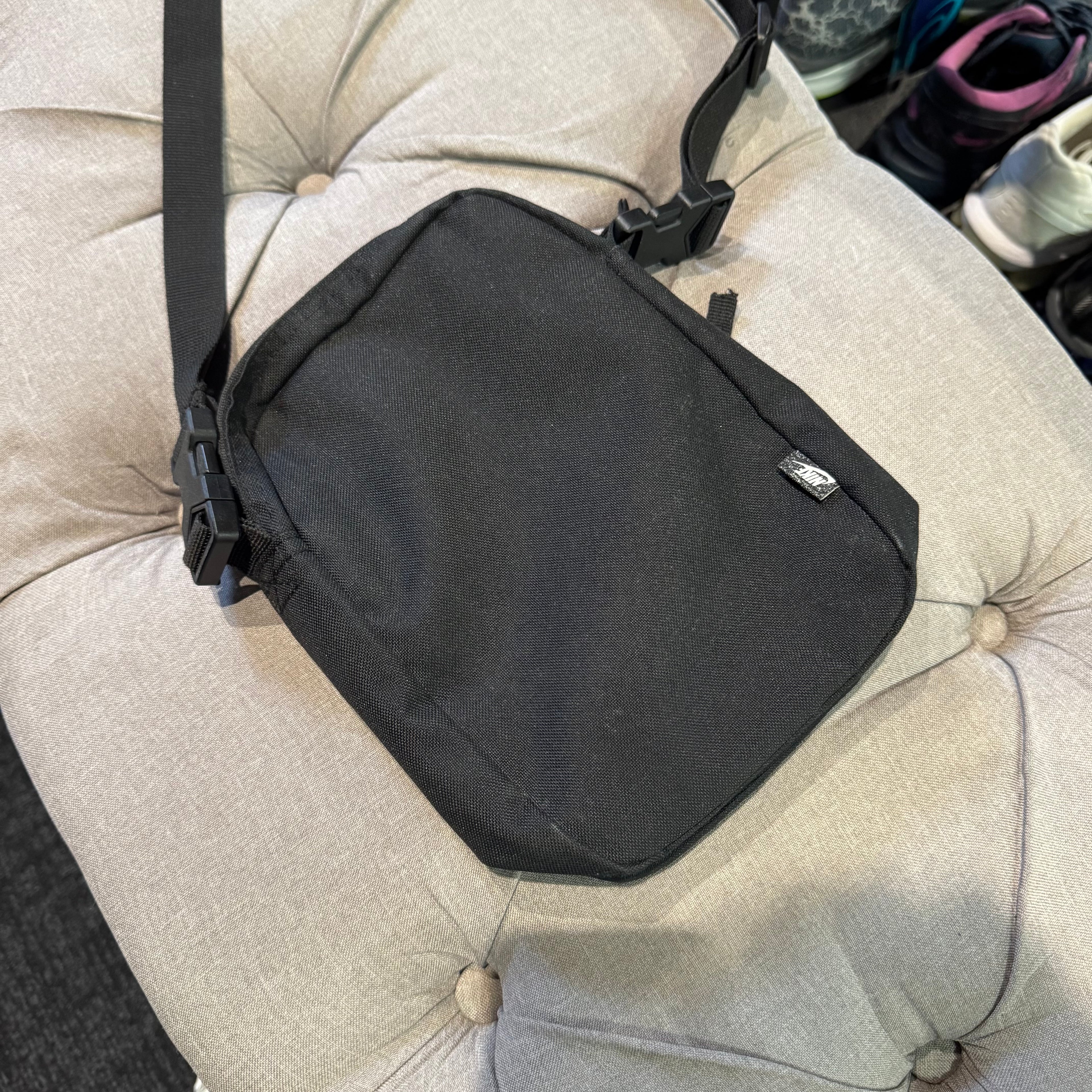Nike Heritage TN Cross Body Over Shoulder Sling Bag 'Black' (Second hand)