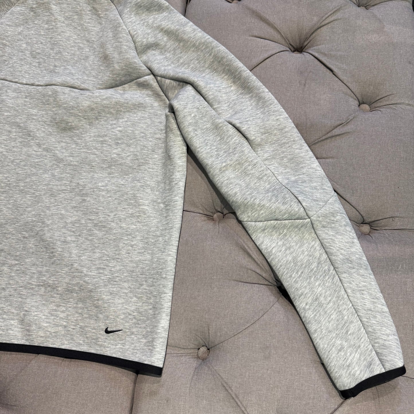 Nike Tech Fleece Jacket 'Grey' (Second hand)