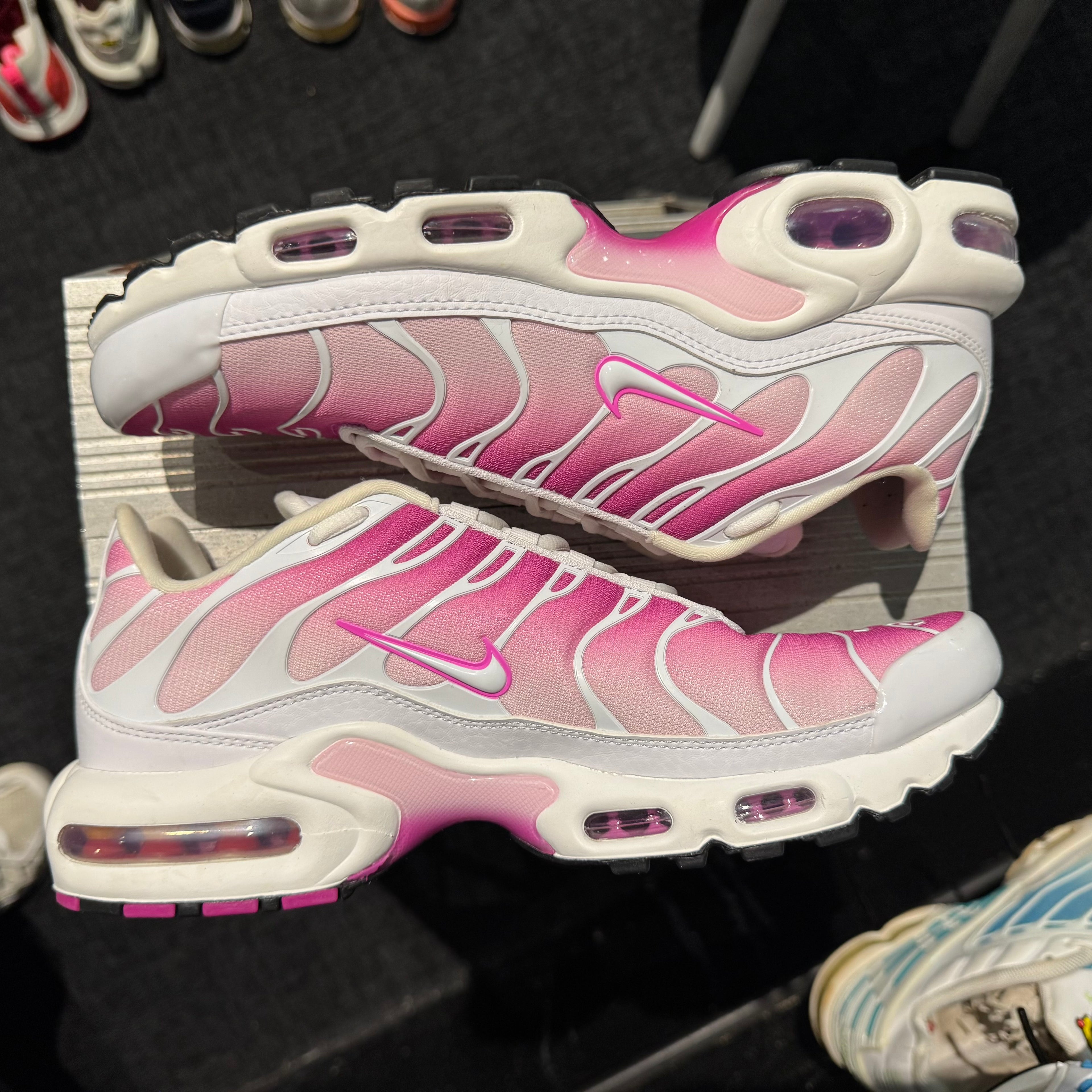 Nike Air Max Plus TN 'Pink Fade' (Second hand)