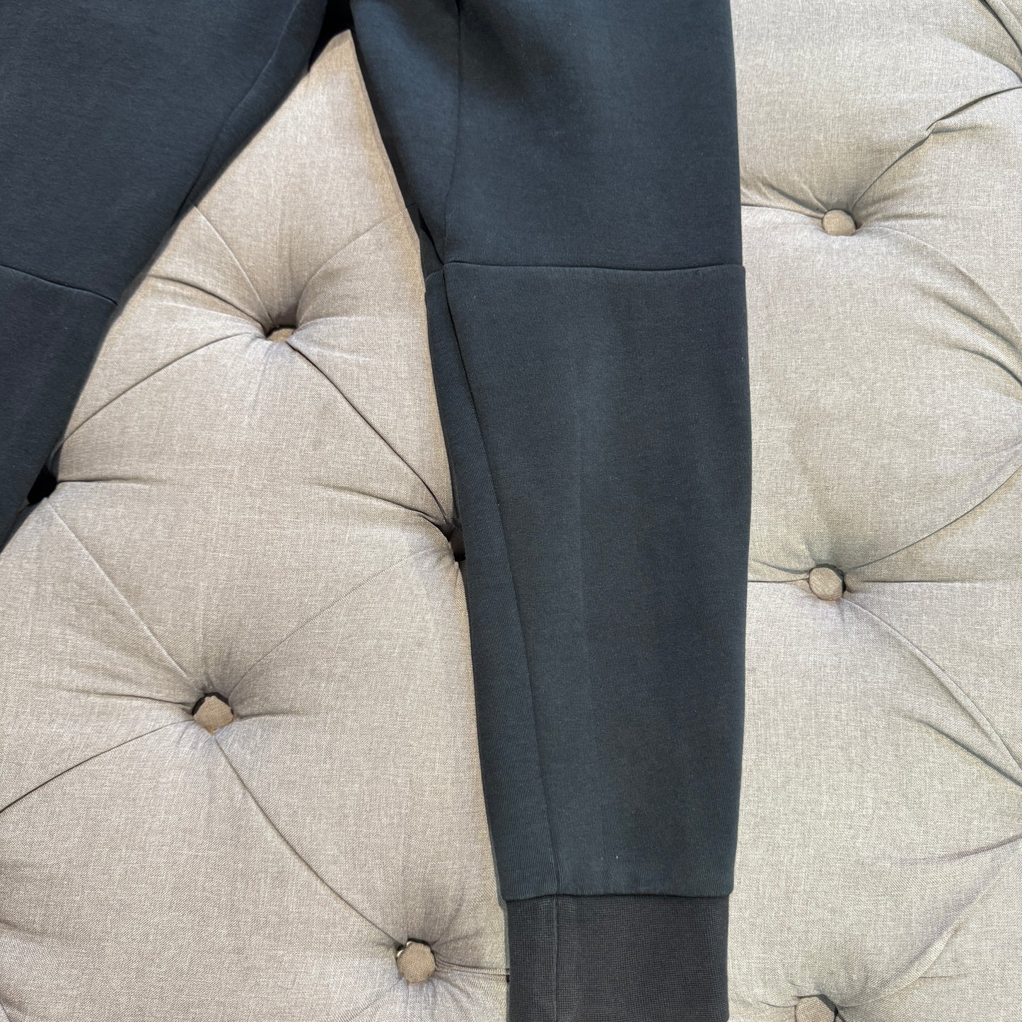 Nike Tech Fleece Pants 'Black Grey' (Second hand)