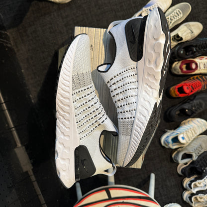 Nike React Phantom Run 2 'White Black' (Brand New)