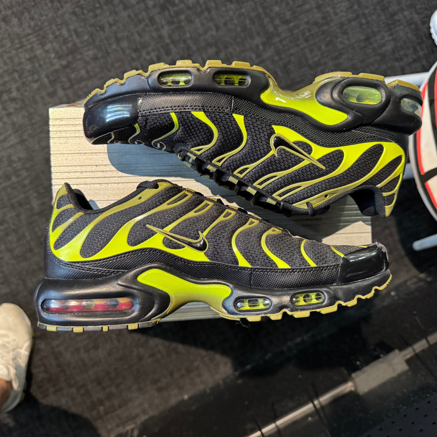 Nike Air Max Plus TN 'Pacific Moss' (Second hand)