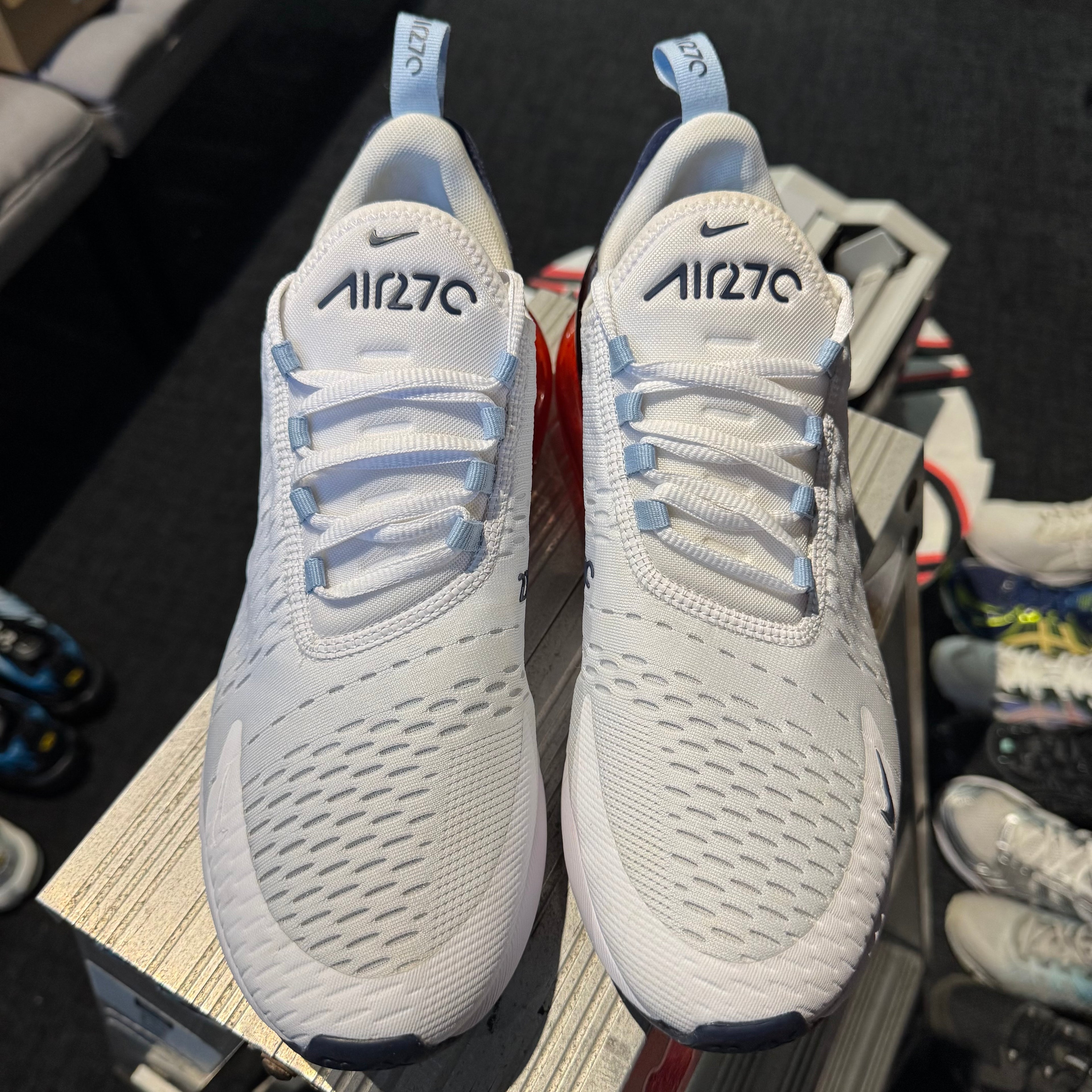 Nike Air Max 270 'White Chile Red Midnight Navy' (Second hand)