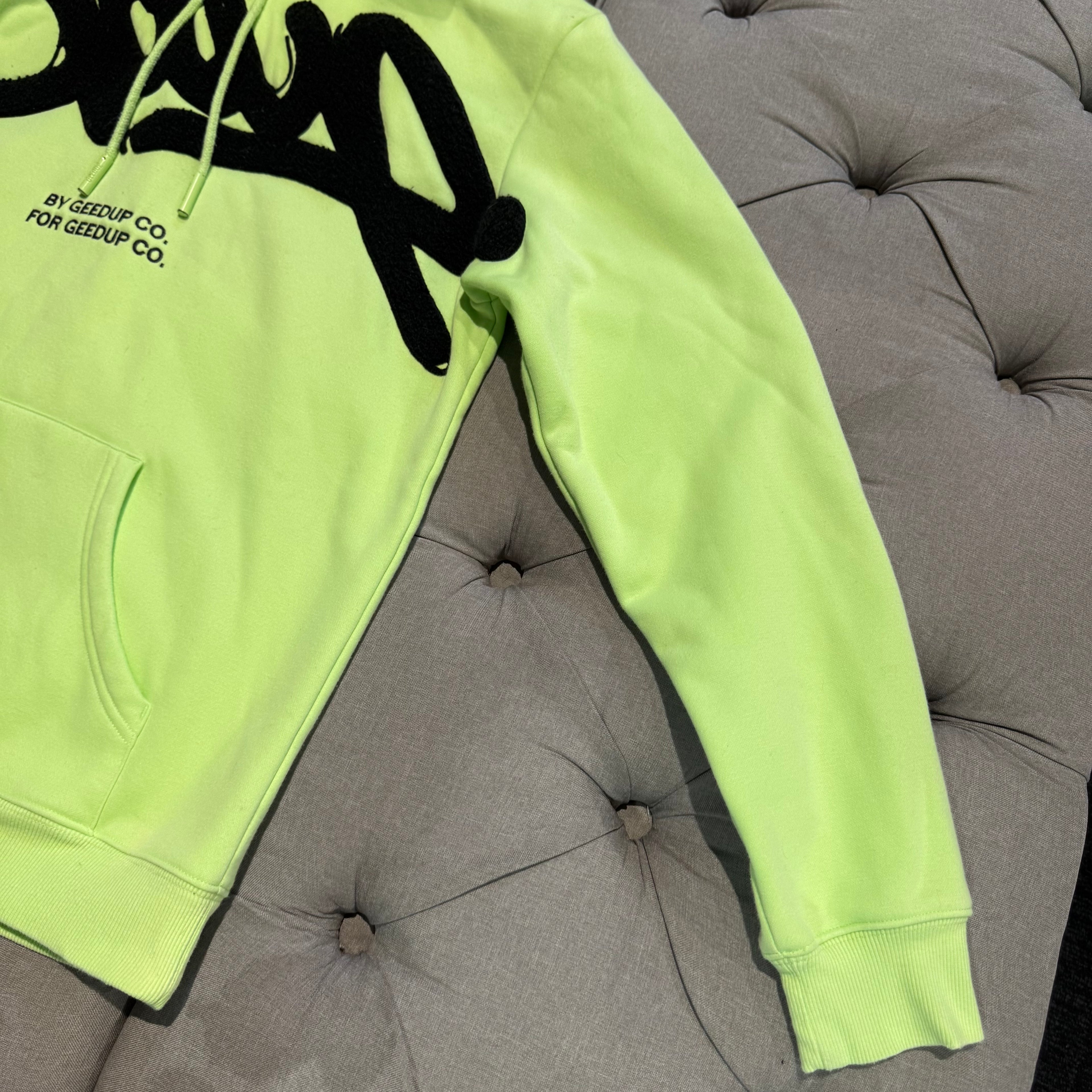 Geedup Handstyle Hoodie 'Pastel Green Black' (Second hand)
